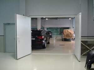 Технические двери, Противо-пожарные ворота и люки.