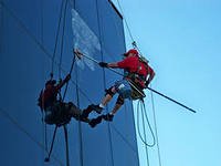 Все виды техобслуживания и защиты фасадов и оконных проёмов зданий.