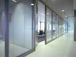 РАЗДВИЖНЫЕ СТЕНЫ И ОФИСНЫЕ ПЕРЕГОРОДКИ.