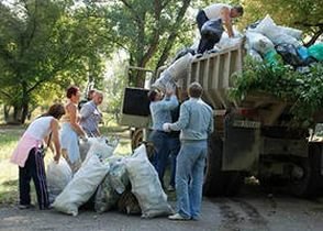 Подача котейнеров с грузчиками